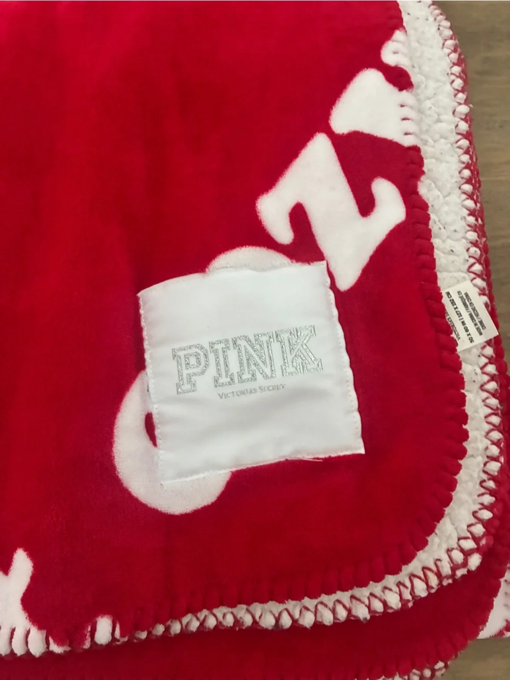 PINK Victoria’s Secret Sherpa Throw Blanket Red White “Let’s Get Cozy” 50x60 EUC